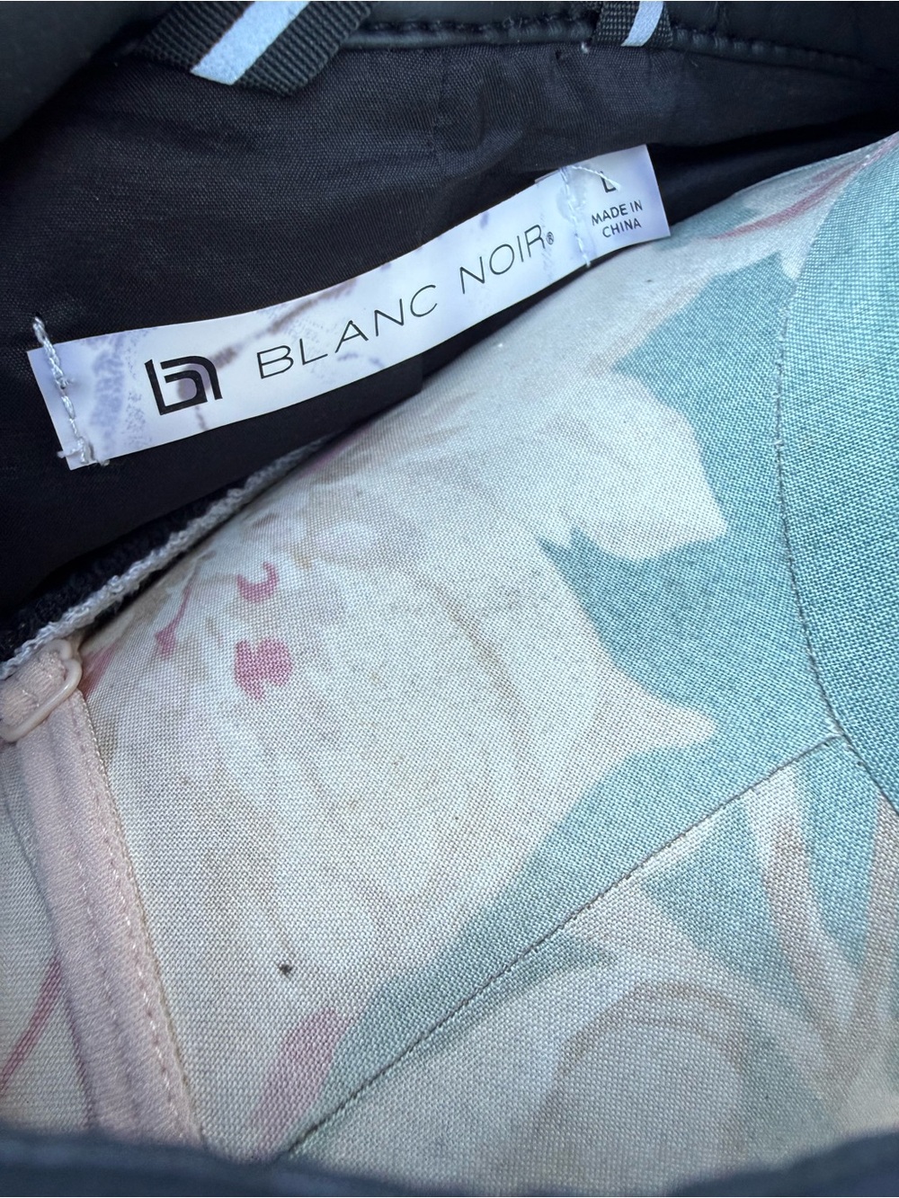blanc noir Black Lightweight Jacket with High Stand Collar - Picture 4 of 4